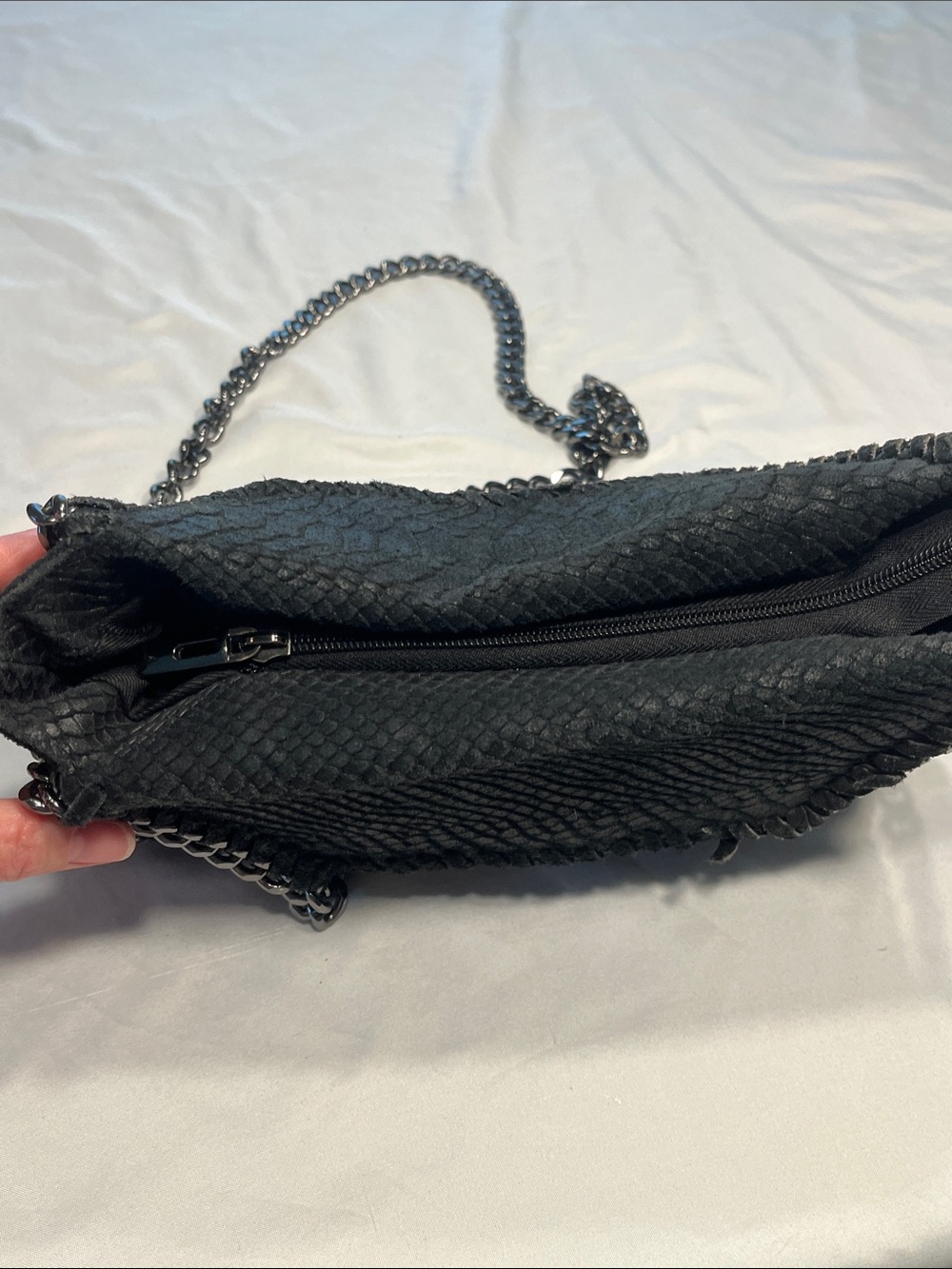 Italian Genuine Leather Snake Embossed Chain Crossbody Shoulder Bag Black - Picture 9 of 11
